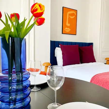 Kube Gare Perrache * 里昂